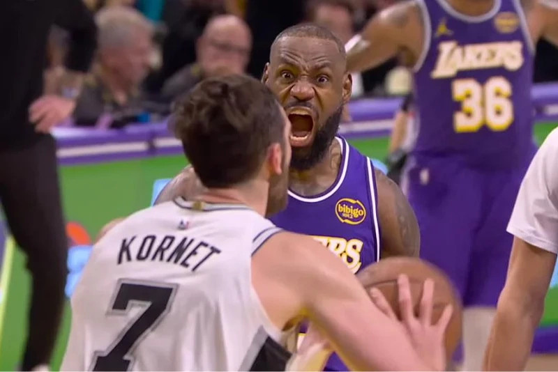 kush-do-ta-besonte-se-eshte-40-vjecar-shikoni-super-ngulitjen-e-lebron-jamesit