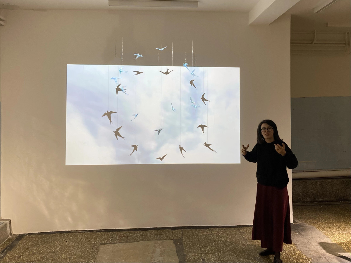 poetika-e-dallendysheve-si-kontradikte-midis-lirise-dhe-kufijve