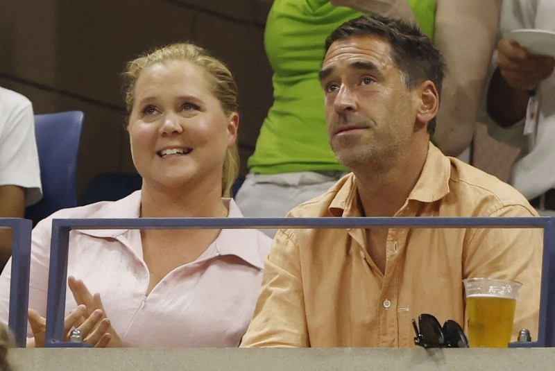 amy-schumer-tregon-se-po-divorcohet
