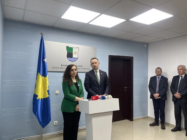 Vjosa Osmani - Faton Peci