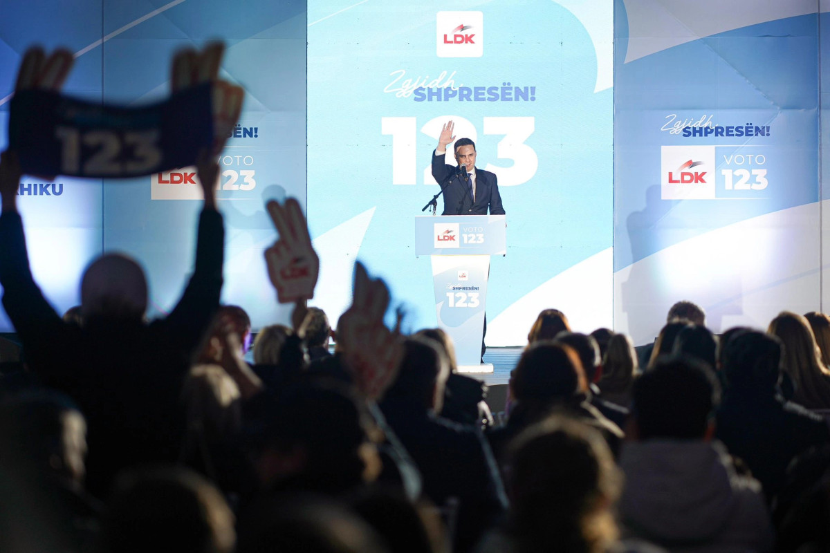 abdixhiku-premton-investime-ne-energji-te-paster-e-mbeshtetje-financiare-per-ciftet-e-reja