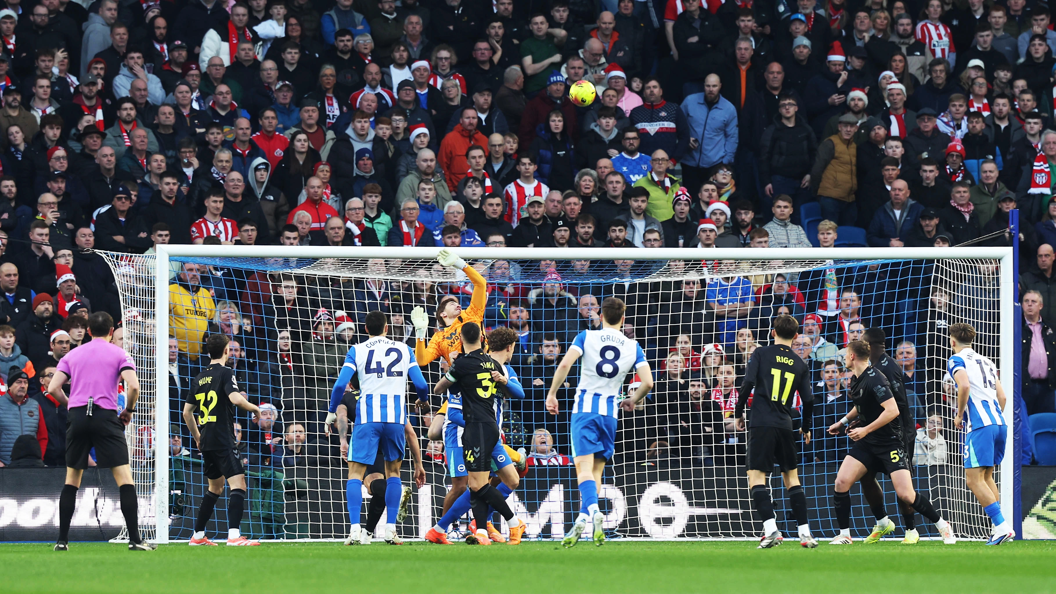 Barazimi i gjashtë i Xhakës me Sunderlandin në Angli