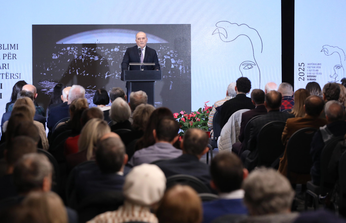 rexhai-surroi-per-peshen-dhe-pergjegjesine-e-fjales-se-shkruar