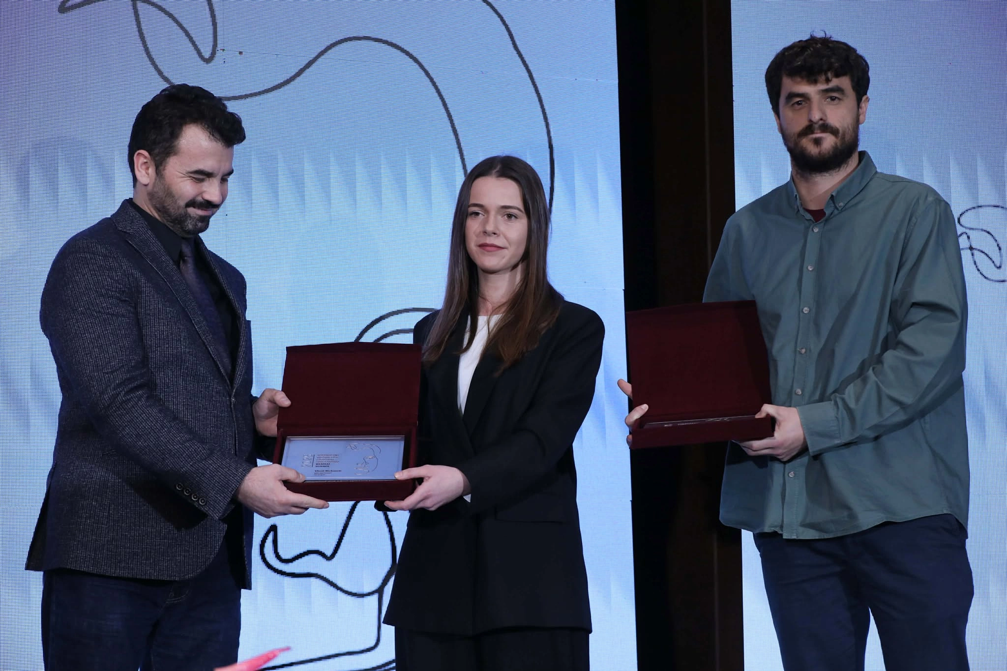 Vlera Mehmeti dhe Agon Sinanaj