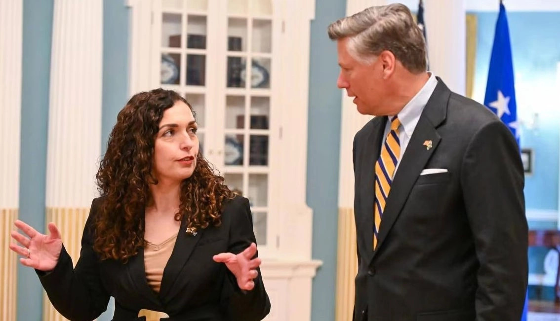 Osmani takon zëvendëssekretarin amerikan të Shtetit, Christopher Landau