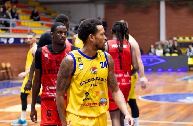 ylli-dhe-rahoveci-029-lirojne-lojtare