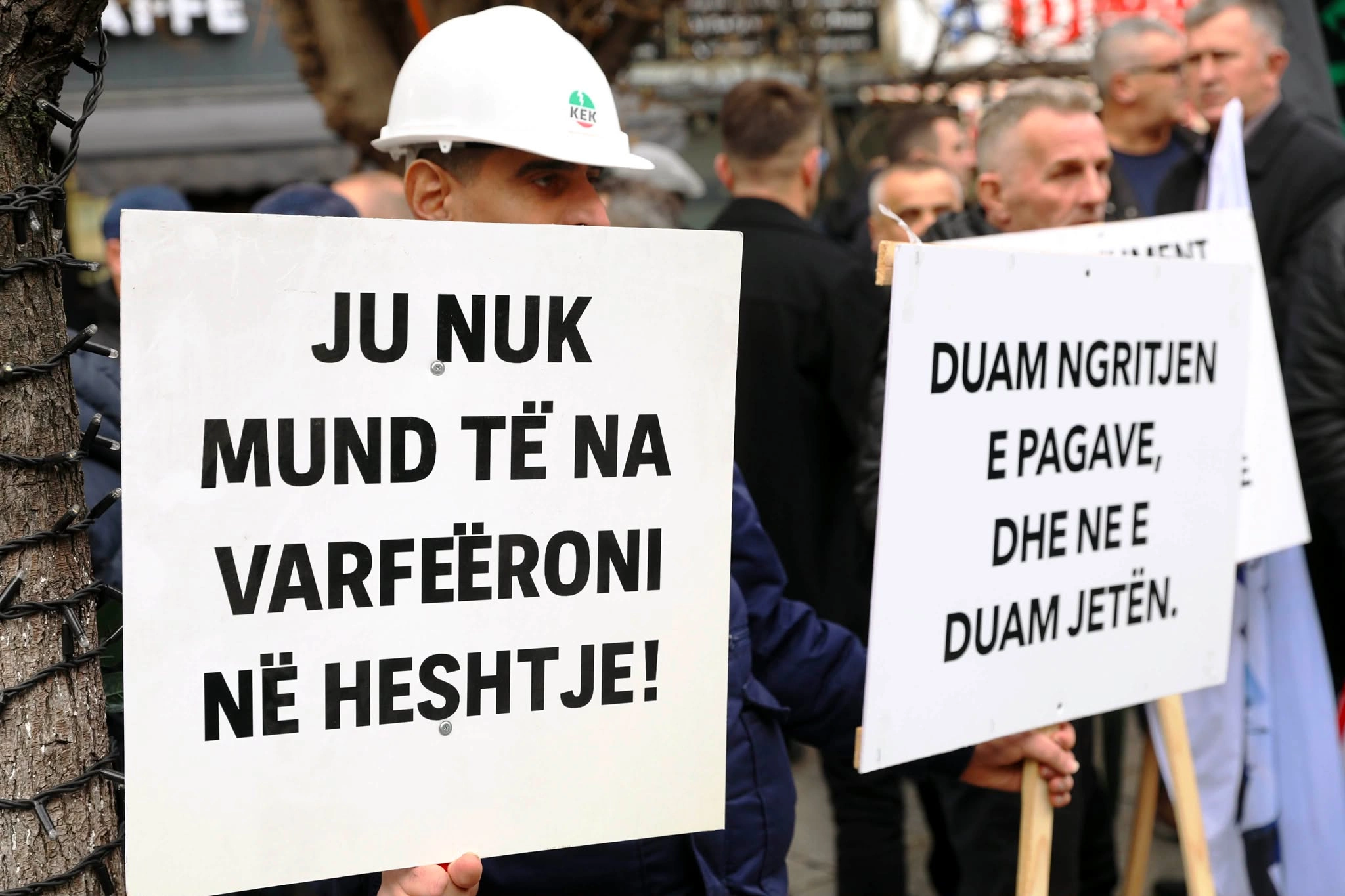 Protesta e punëtorëve të KEK-ut