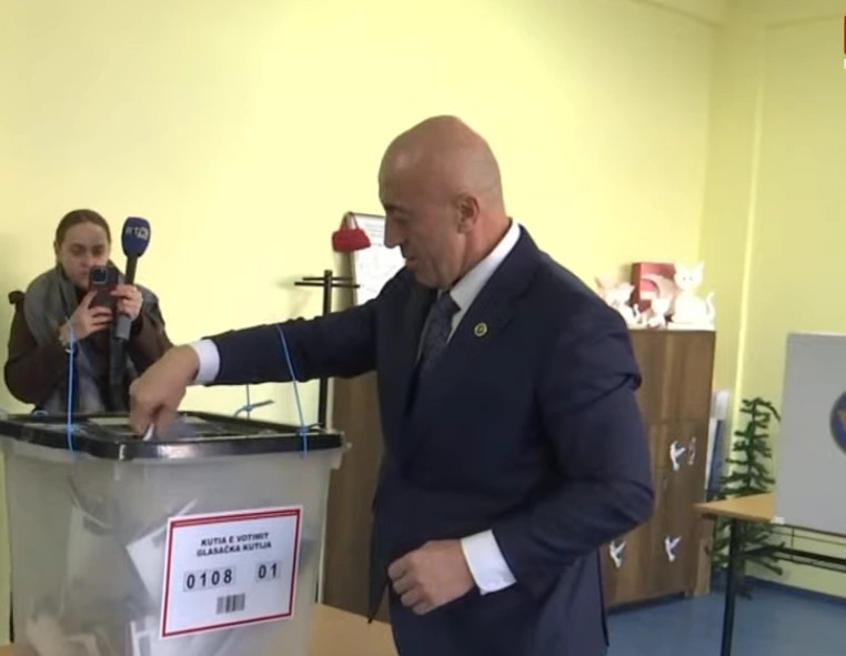 Haradinaj   qytetarëve  Votimi është vendimi më i madh që mund ta merrni