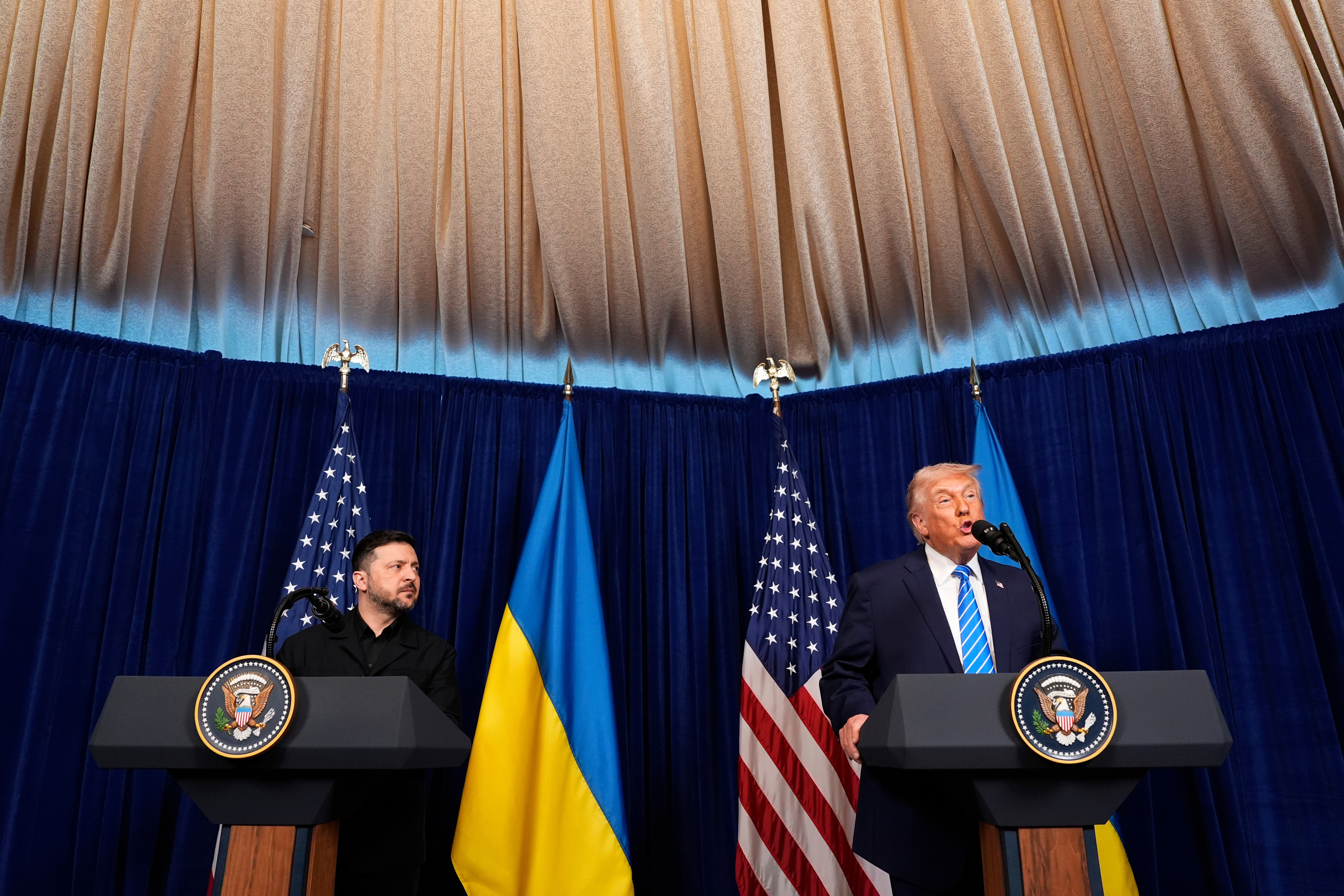 Donald Trump - Volodymyr Zelensky
