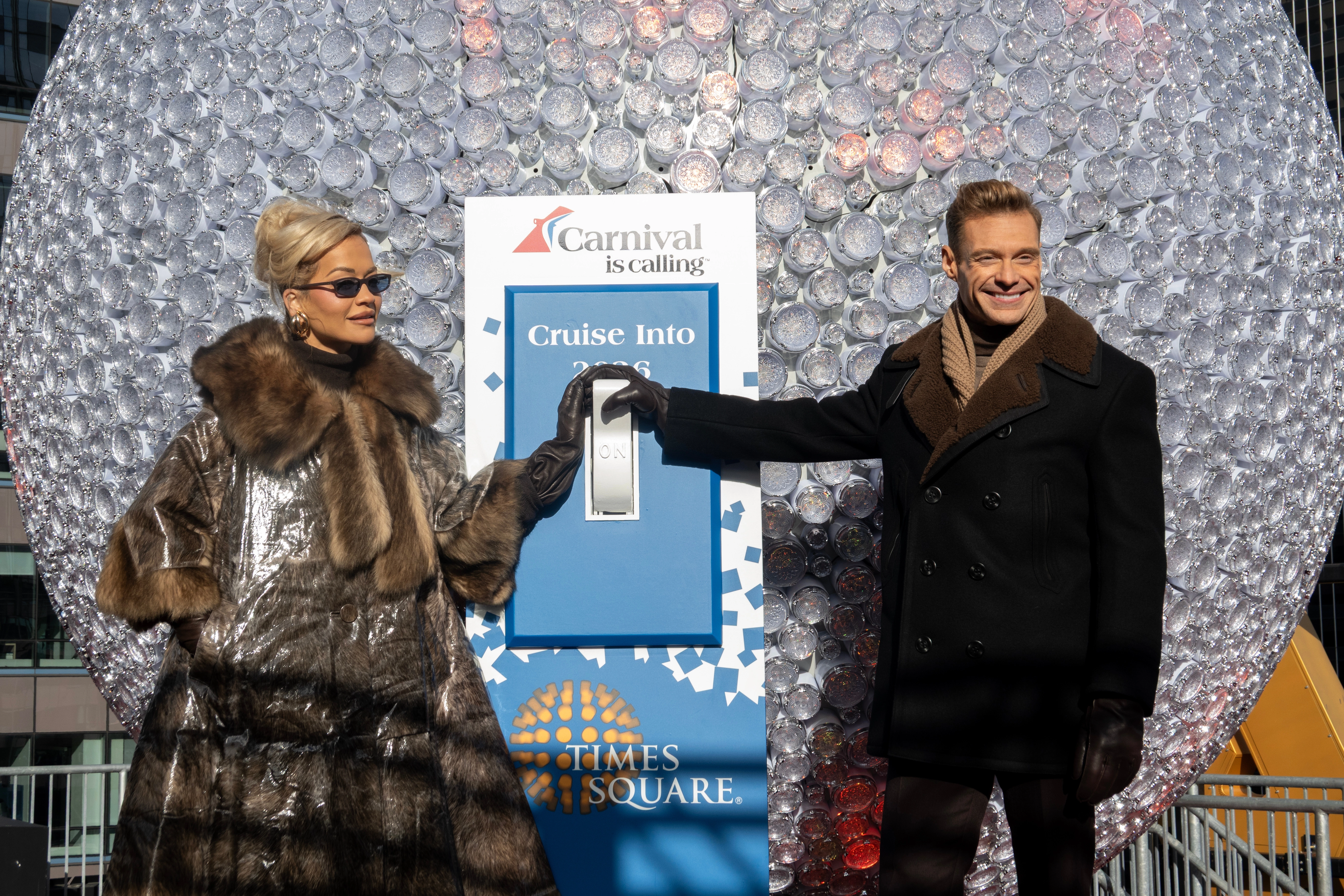 Rita Ora dhe Ryan Seacrest