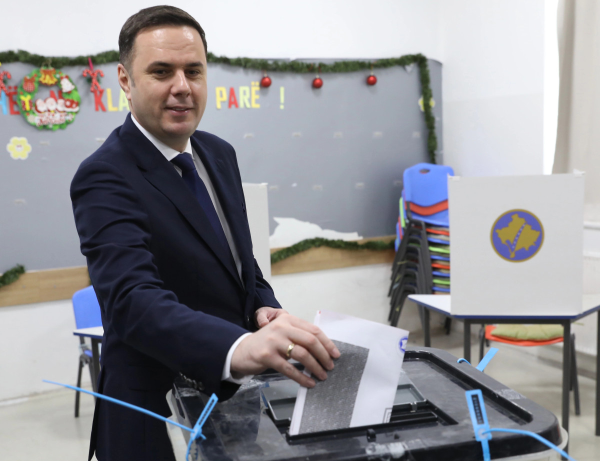 Abdixhiku pranon dështimin  Me kohë do t i shpalosi të gjitha