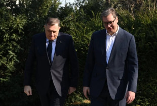 Presidenti i Serbisë, Aleksandar Vuԭiq në takim në Beograd me presidentin e entitetit serb të Bosnjë-Hercegovinës, Republika Sërpska, Milorad Dodik