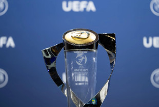 U21