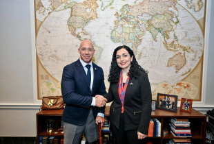 Vjosa Osmani dhe Brian Mast