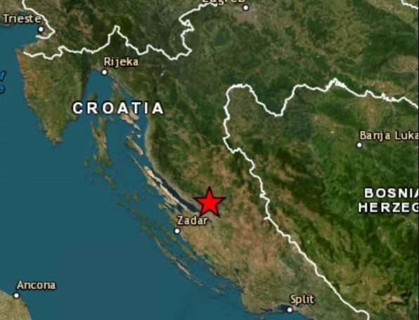 Epiqendra e tërmetit me të kuqe