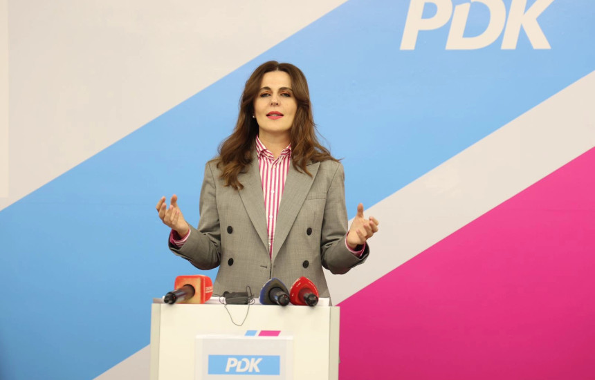 Sekretarja e Partisë Demokratike të Kosovës, Vlora Çitaku
