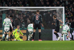 Bayerni në epërsi ndaj Celticut