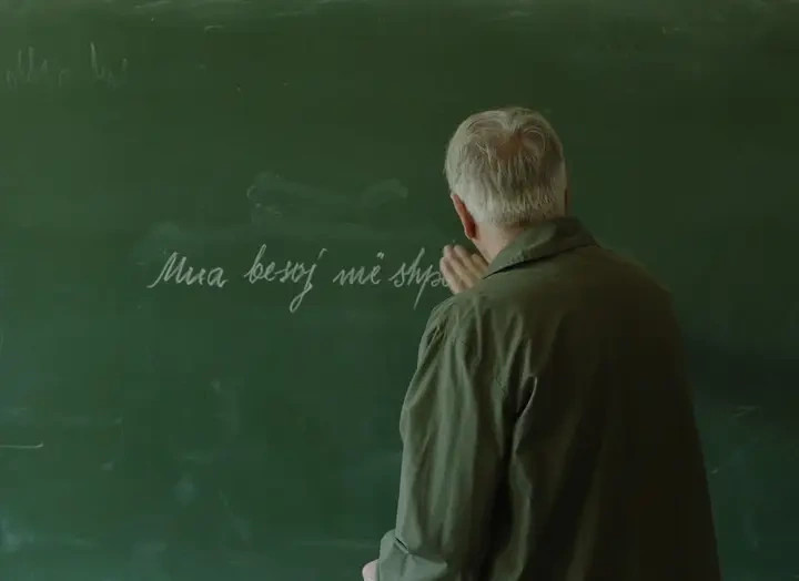 Skenë nga filmi “Mua besoj më shpëtoi portreti”, me skenar dhe regji të Alban Mujës, që do të jepet premierë botërore në ditën e katërt të “Berlinales”, të dielën, prej orës 18:30