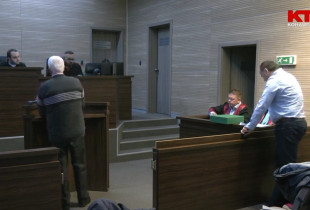 Dy vëllezërit Sallahu përballen me inxhinierin që thotë se iu keqpërdor emri për një tender
