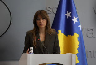 Ministrja e Drejtësisë, Albulena Haxhiu