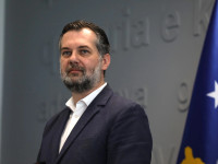 Ministri i Kulturës, Hajrulla Çeku