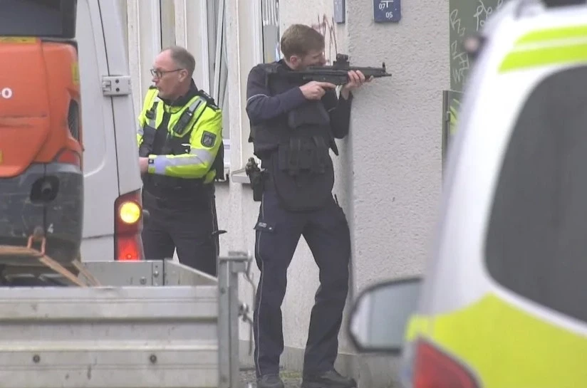 Polici ne Bielefeld pas te shtenave me arme