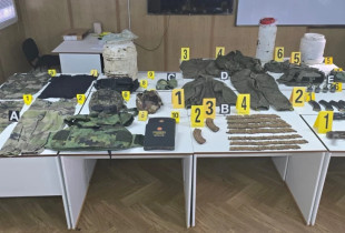 Konfiskohen armë, municione, eksplozivë e uniforma ushtarake në veri