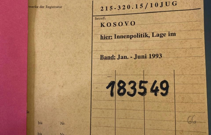 Dosjet e politikës së jashtme gjermane – fashikulli për Kosovën – të prezantuara në dhjetor të vitit 2024 në Ministrinë e Jashtme të Gjermanisë në Berlin (Foto: Sylë Ukshini)