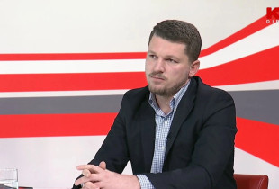 Arianit Elshani, KQZ