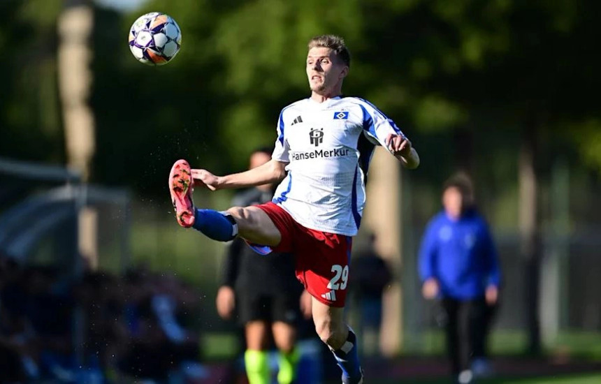 Lëvdata nga trajneri i Hamburgut: “Përkushtimi maksimal”, arma e fortë e Sahitit