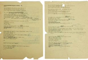 Draftet e një teksti të artistit Bob Dylan shiten për gjysmë milioni dollarë në ankand