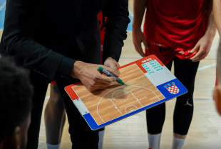 Tabela e trajnerit te basketbollit
