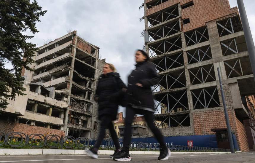 prone qeveritare ne Serbi