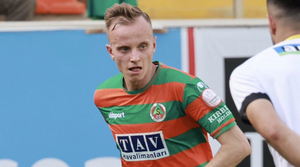 Hadërgjonaj hoqi dorë nga transferimi në Iran