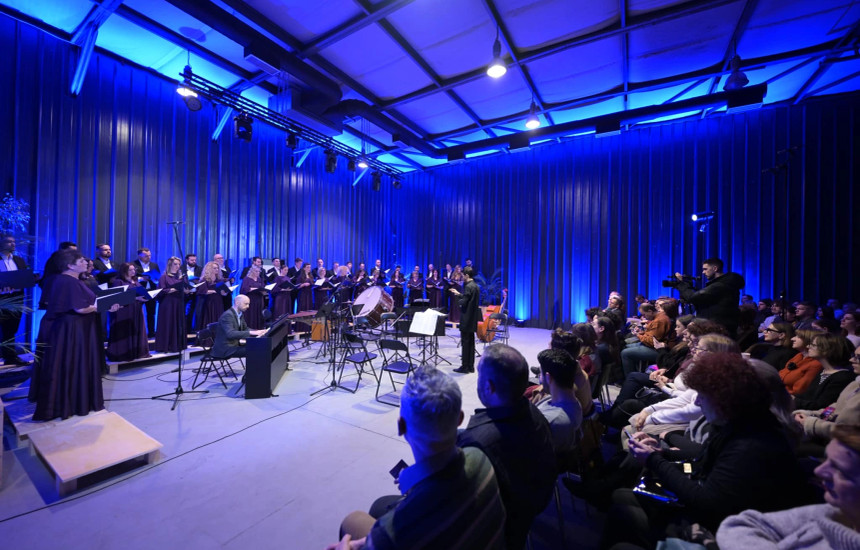 Koncerti ka nisur me veprën “Salve regina” të Kushtrim Gashit. (Foto: Arben Llapashtica)