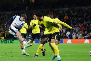 Tottenhami e eliminon Elfsborgun nga Liga e Evropës