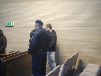 Gjykata Themelore në Prishtinë të enjten e ka dënuar Osman Kastratin, me nofkën Ebu Bekër, me tri vjet e dy muaj burgim për organizimin dhe pjesëmarrje në grupe terroriste.