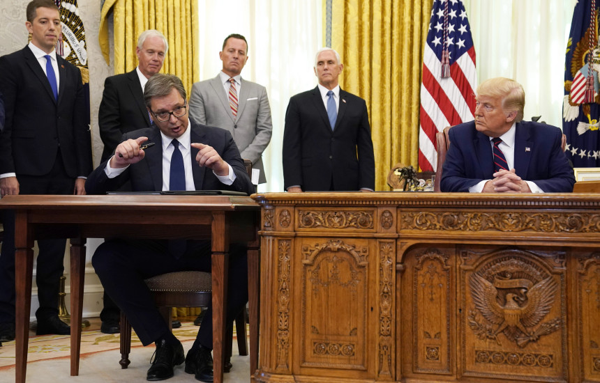 Donald Trump - Aleksandar Vuciq