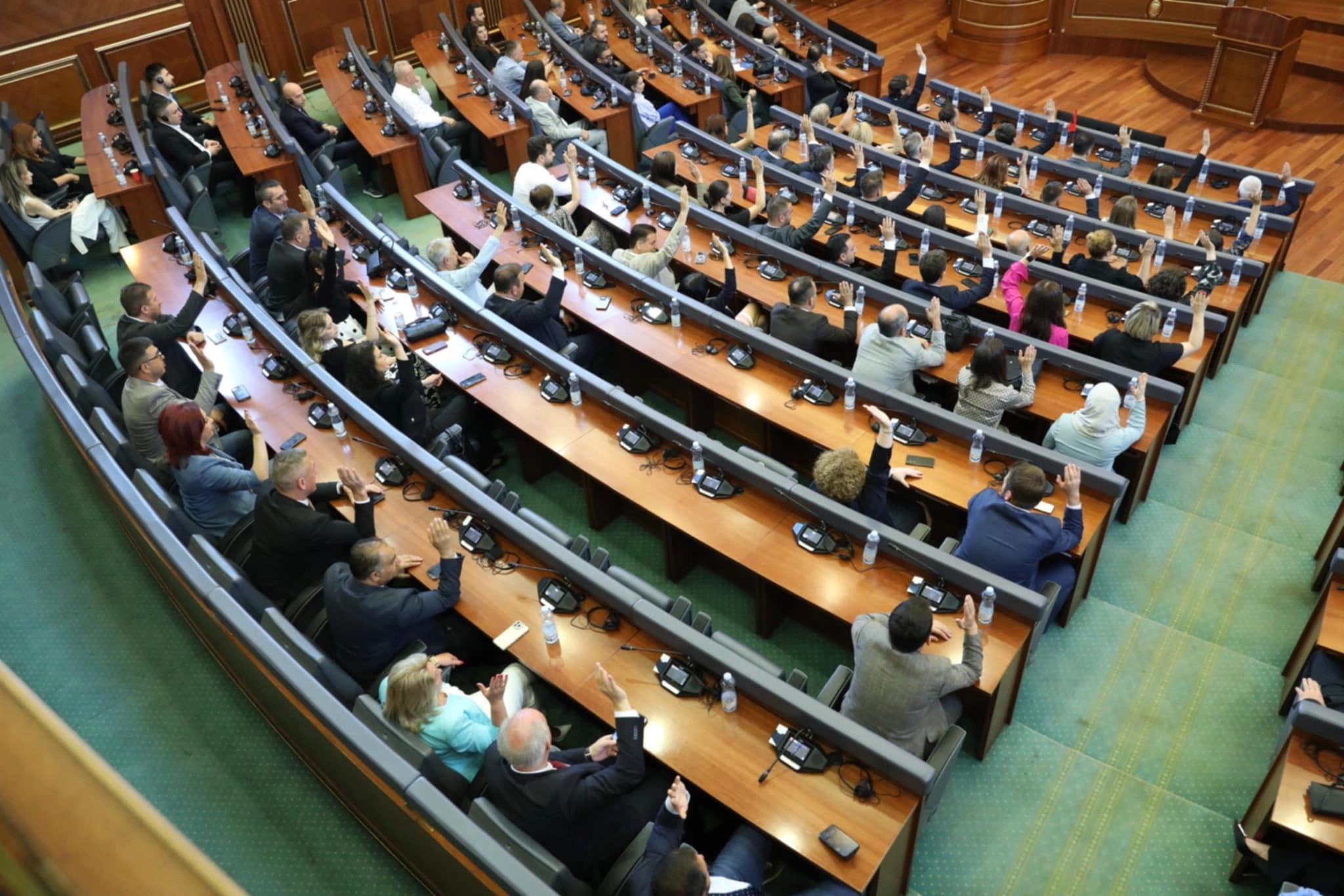 PDK-ja pret iniciativë nga LVV-ja: Jemi të hapur