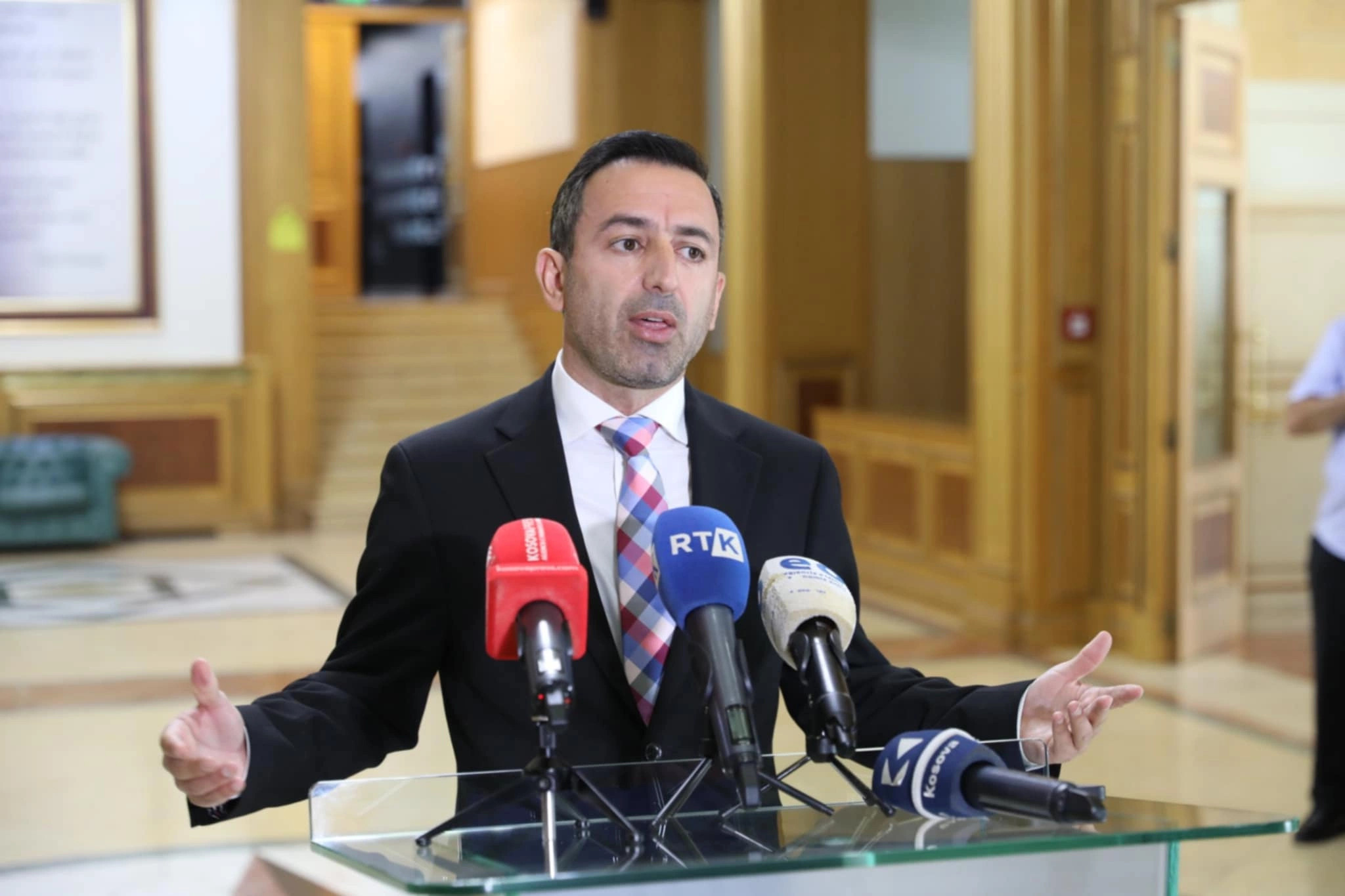 VV-ja propozon Dimal Bashën për kryeparlamentar