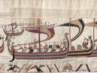 Tapiceria e Bayeux i kthehet Britanisë pas 900 vjetësh