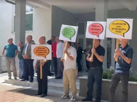 Punëtorët që siguruan QKUK-në hyjnë në grevë