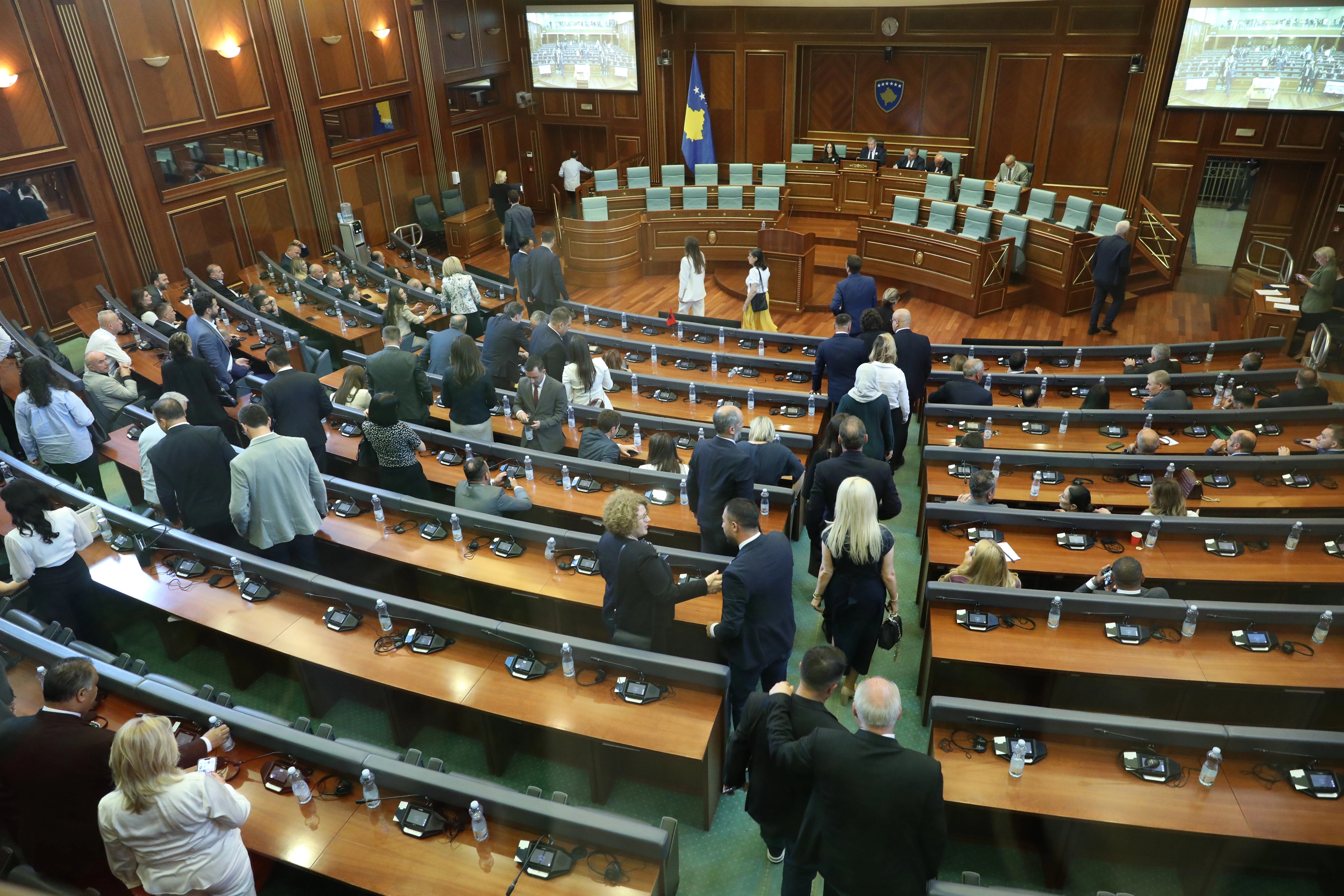 Përpjekja e fundit për konstituim para afatit kushtetues