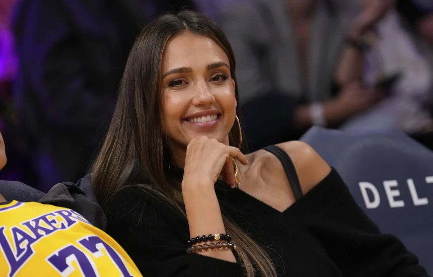 Jessica Alba
