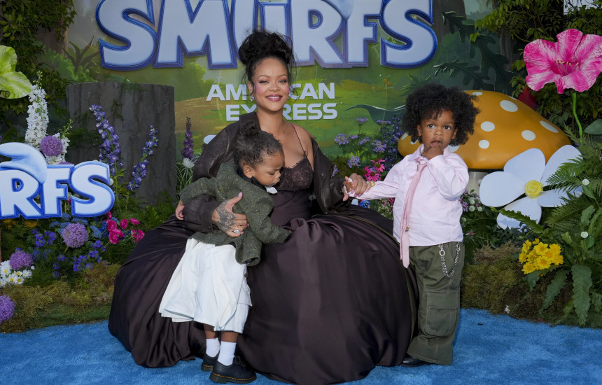 Rihanna dhe djemtë e saj