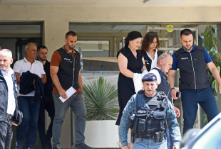 arrestimet në agjencitë kadastrale dhe të arkivave