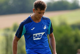 Fisnik Asllani