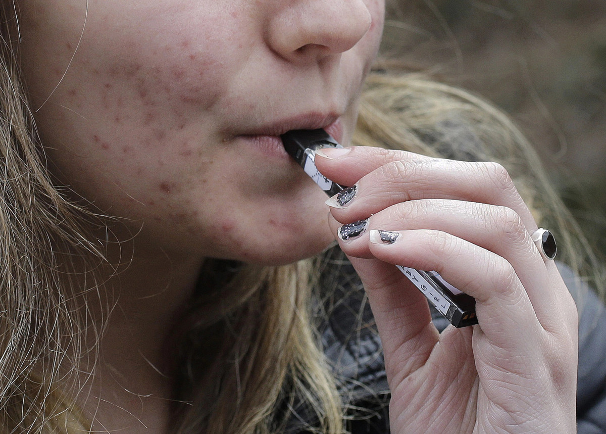 Cigaret elektronike  edhe pa nikotinë  mund të ndikojnë në formën e kafkës së foshnjës