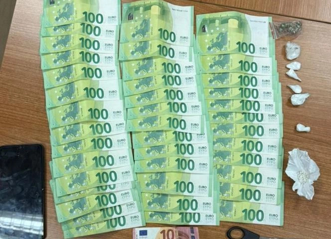 I dyshuari në kërkim arrestohet në Prishtinë, i kapet drogë, para dhe thikë