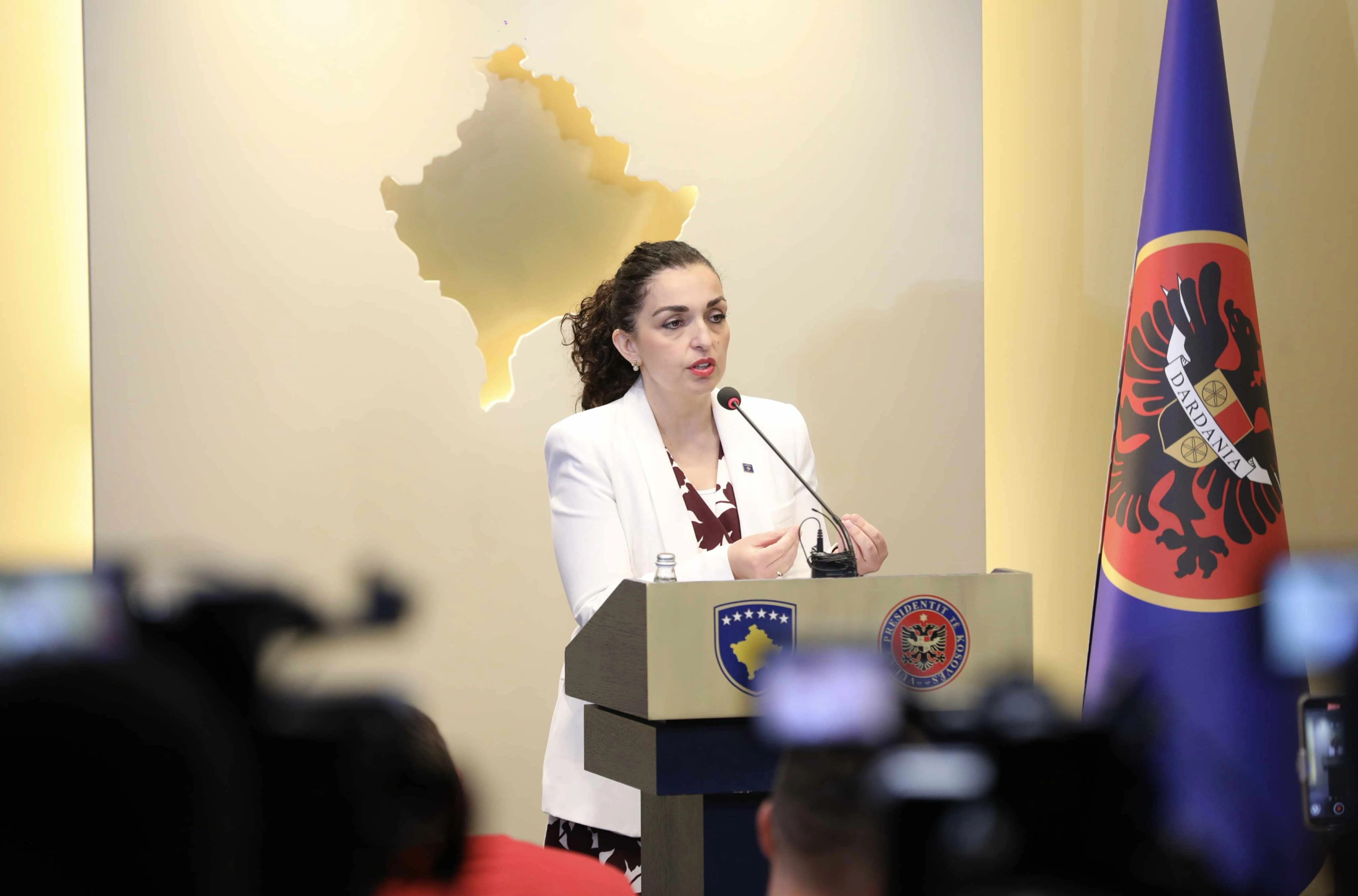 KDI kritiziral zahtevo predsednice za začasno odredbo, ki jo je označil za "neupravičeno"